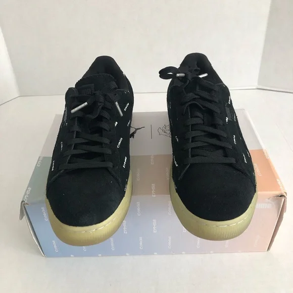 Puma Suede V2 Pink Dolphin - Picture 1 of 3